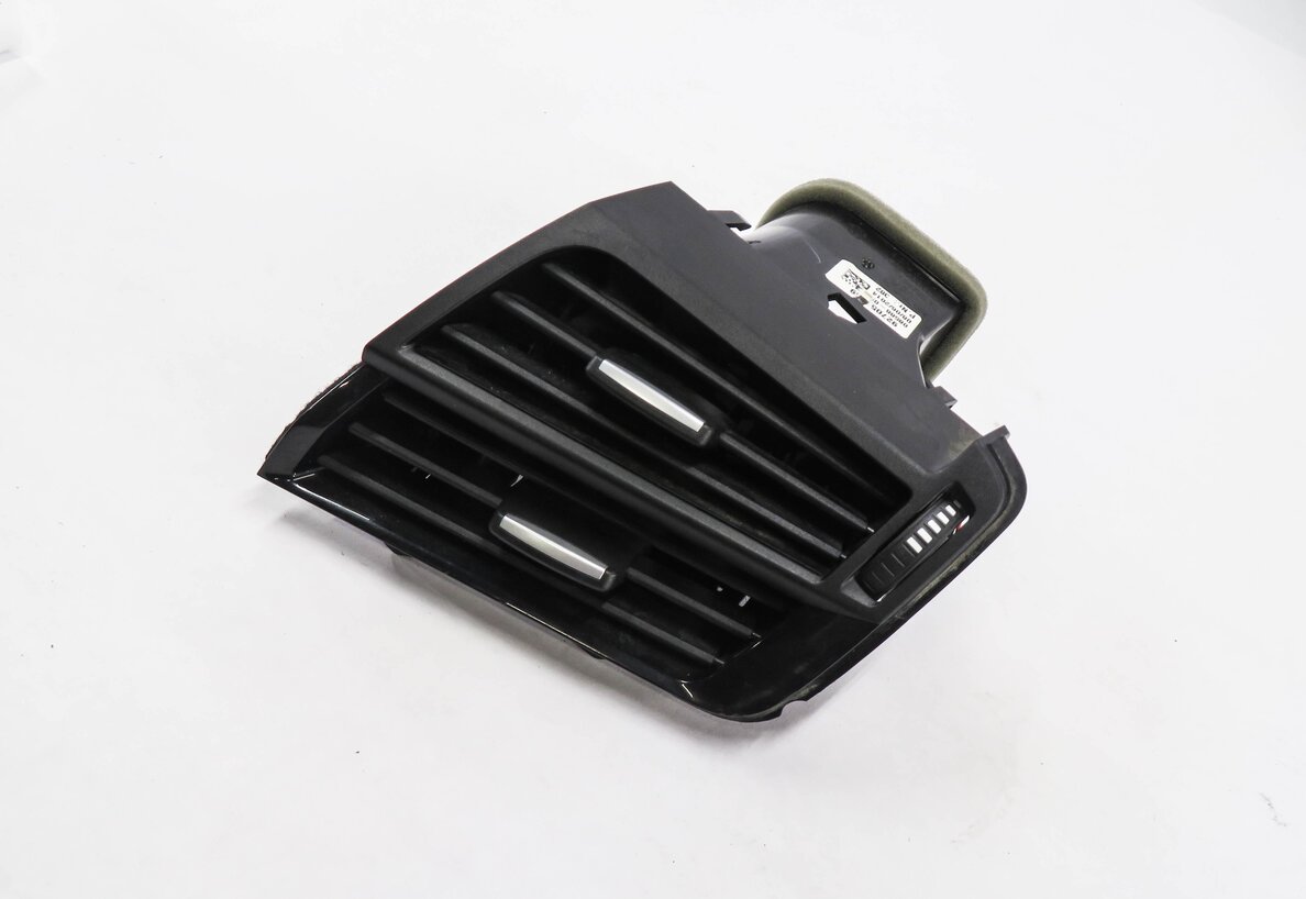 Thumbnail 3: 2015 BMW X5 (F15) RIGHT FRONT PASSENGER DASH HEATER A/C AIR VENT