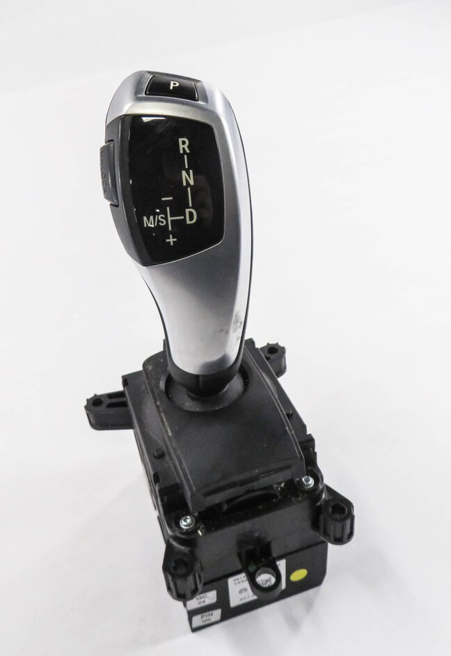 2014-2018 BMW X5 (F15) X-DRIVE - A/T AUTOMATIC TRANSMISSION GEAR SHIFTER