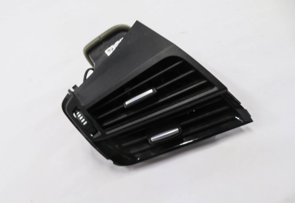 Thumbnail 2: 2015 BMW X5 (F15) LEFT FRONT DRIVER DASH HEATER A/C AIR VENT