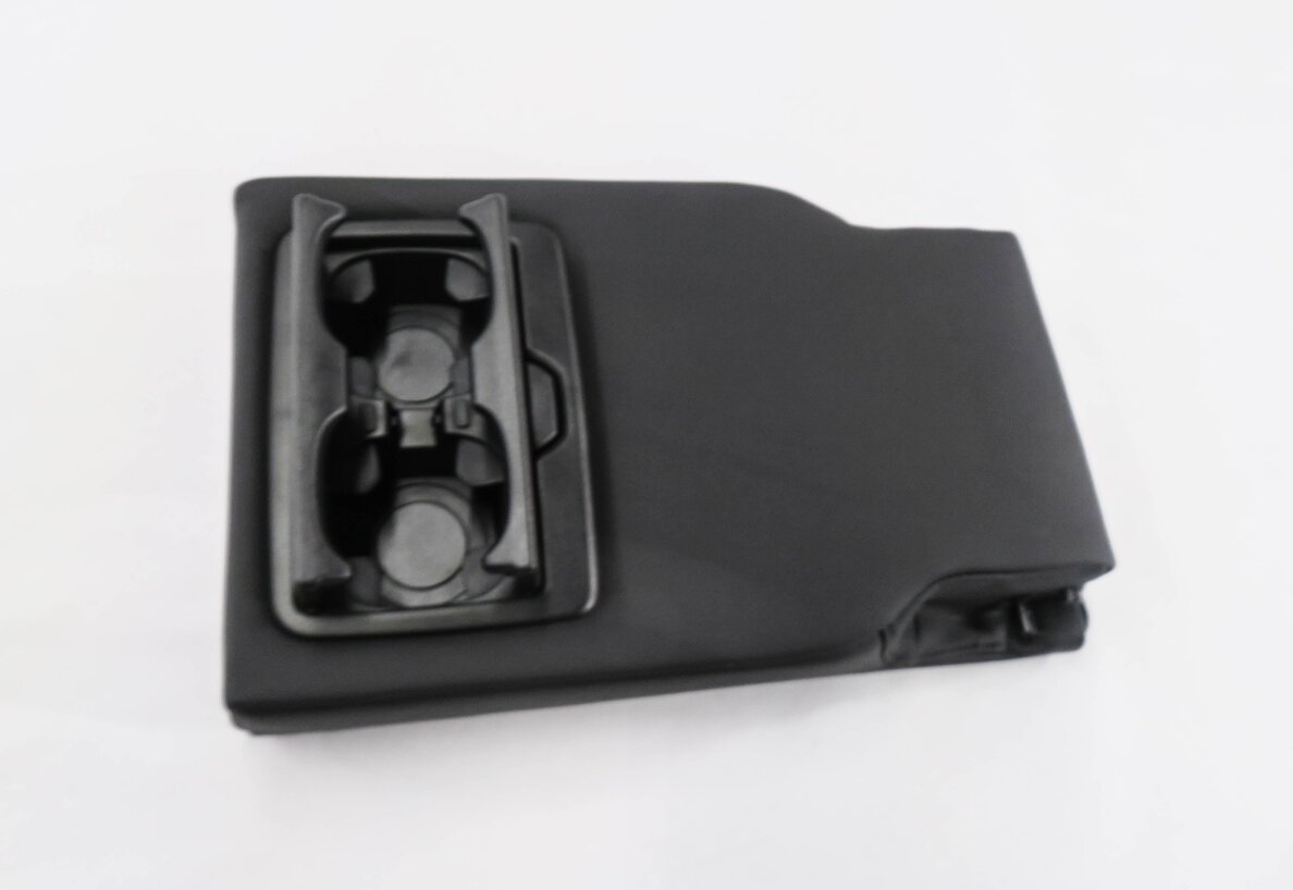 Thumbnail 4: 2015 BMW X5 (F15) REAR SEAT CENTER CONSOLE ARMREST CUP HOLDER (BLACK LEATHER)