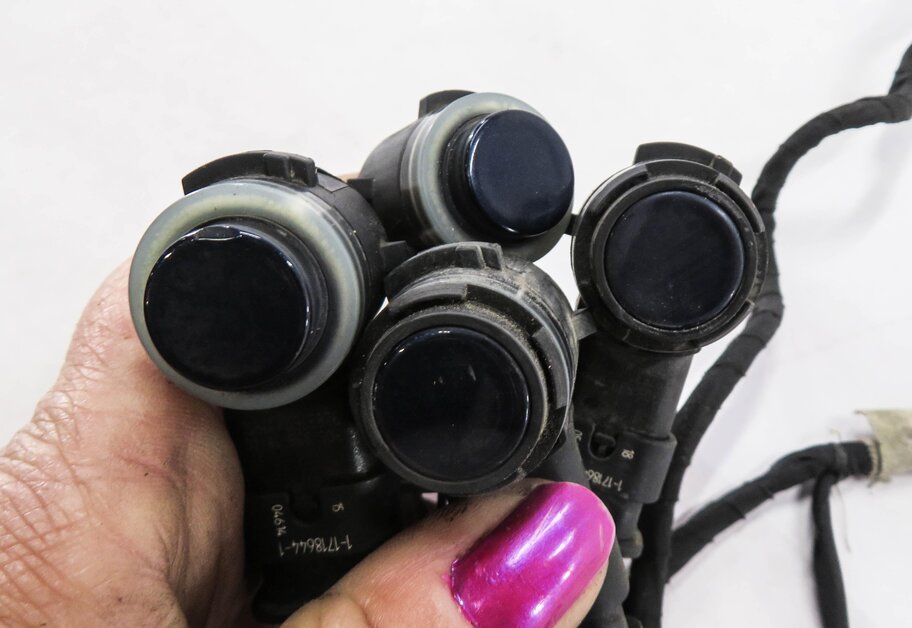 Thumbnail 5: 2015 BMW X5 (F15) REAR PDC PARK DISTANCE SENSOR SET w/ HARNESS (IMPEARIAL BLUE)