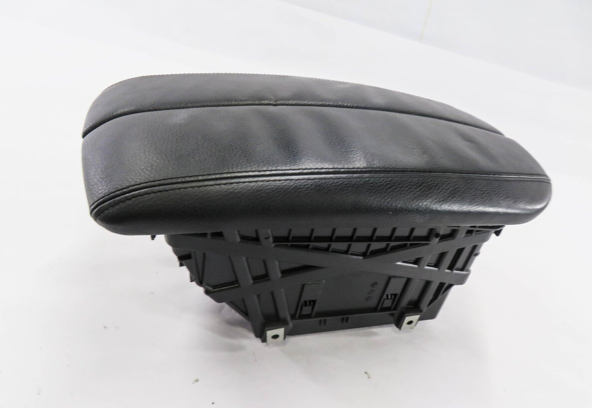 Thumbnail 5: 2014-2019 BMW X5 X6 (F15 F16) FRONT CENTER CONSOLE ARM REST COMPARTMENT (BLCK)