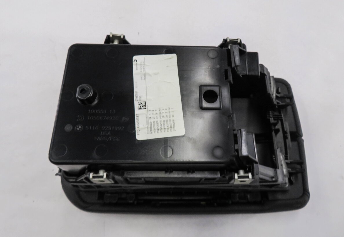 Thumbnail 7: 2014-2019 BMW X5 X6 (F15 F16) FRONT CENTER CONSOLE ARM REST COMPARTMENT (BLCK)