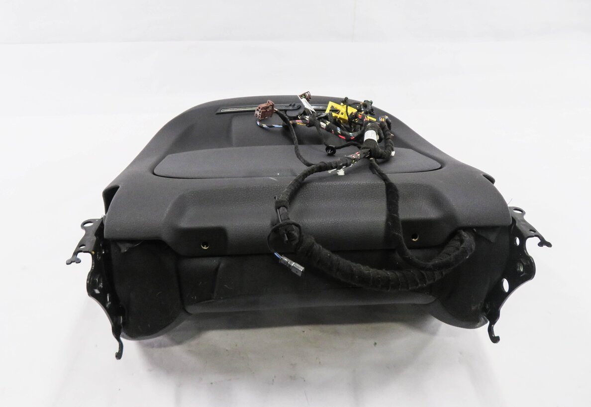 Thumbnail 4: 2015 BMW X5 (F15) DRIVER - UPPER TOP HEATED SEAT CUSHION (BLACK LEATHER)