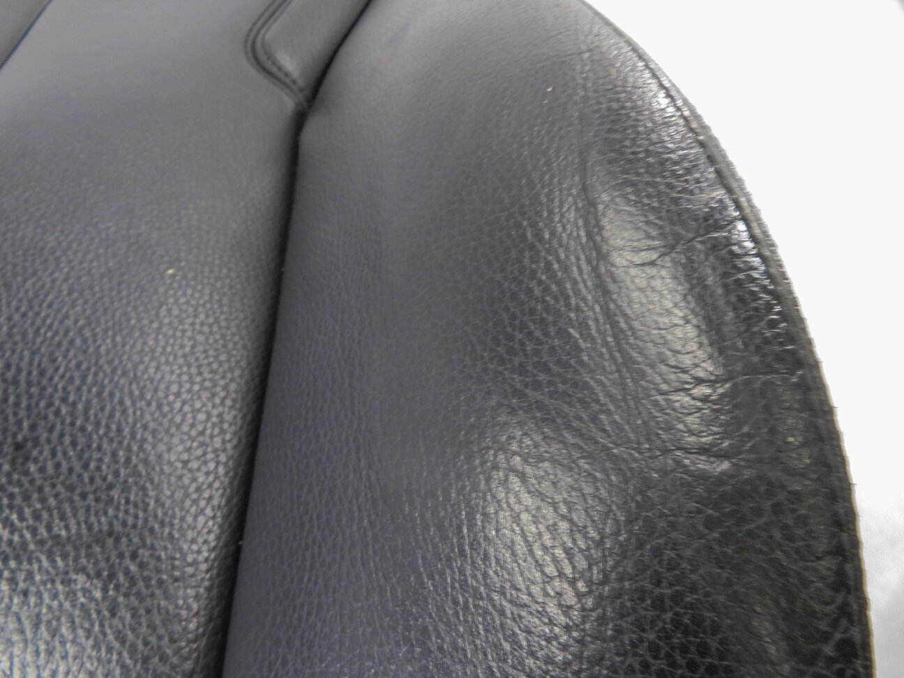 Thumbnail 6: 2015 BMW X5 (F15) DRIVER - UPPER TOP HEATED SEAT CUSHION (BLACK LEATHER)