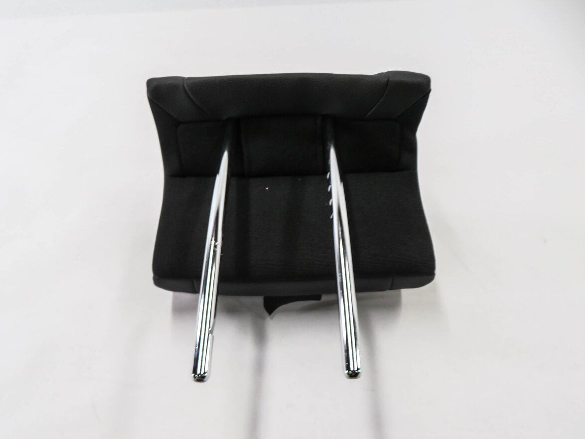 Thumbnail 5: 2019 MERCEDES CLA250 (C117) REAR SEAT - CENTER HEADREST (BLACK ANTHRACITE 151A)