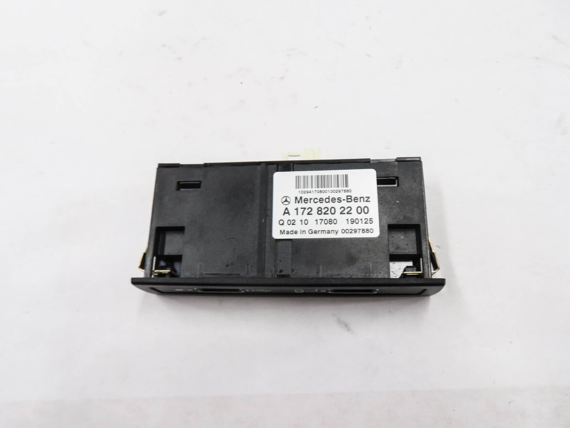 Thumbnail 3: 2019 MERCEDES CLA250 (C117) STEREO AUXILIARY AUDIO USB MULTIMEDIA INTERFACE