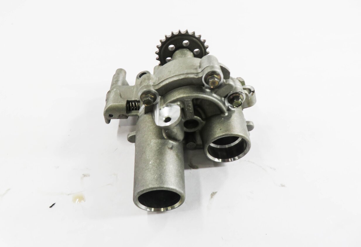 Thumbnail 3: 2011 RANGE ROVER SPORT (L320) 5.0L AJ133 V8 ENGINE - OIL PUMP