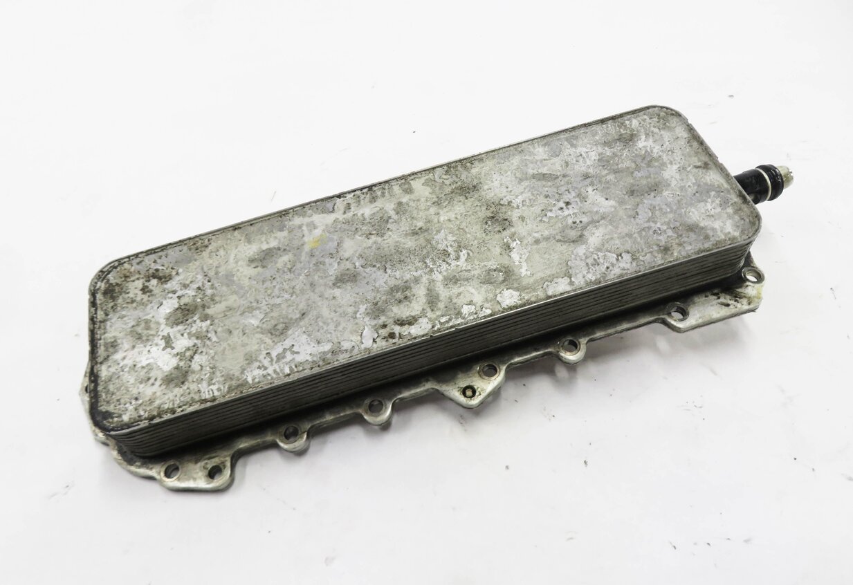 10-18-RANGE ROVER / SPORT (L320 L322 L405 L494) LR4 DISCOVERY ENGINE OIL COOLER