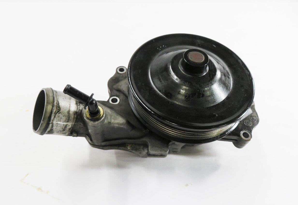 Thumbnail 2: 2010-2017 LR4 - RANGE ROVER SPORT (L320 L322 L494 L404) 3.0L / 5.0L - WATER PUMP