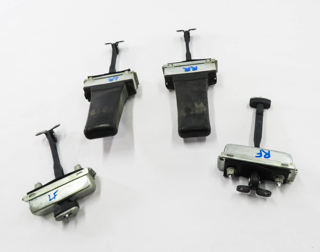 Thumbnail 2: 2011 RANGE ROVER SPORT (L320) FRONT & REAR DOOR STOP CHECK HINGE DETENT SET