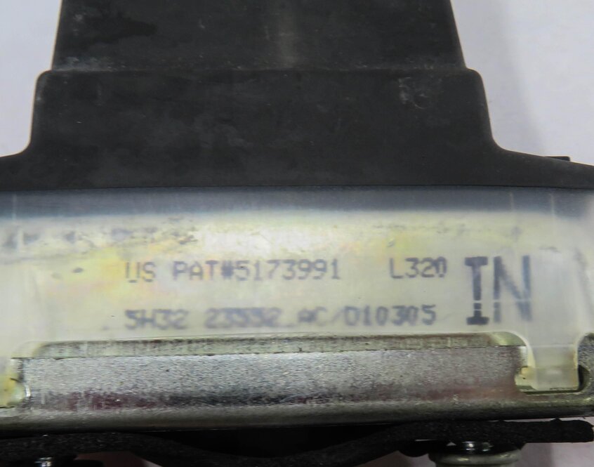 Thumbnail 5: 2011 RANGE ROVER SPORT (L320) FRONT & REAR DOOR STOP CHECK HINGE DETENT SET