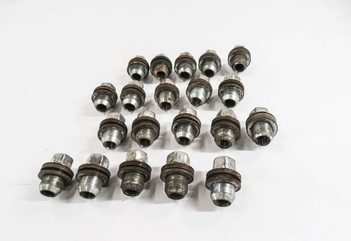 Thumbnail 2: 2005-2018 RANGE ROVER / SPORT LR3 LR4 DISCOVERY WHEEL TIRE RIM LUG NUT SET (20)