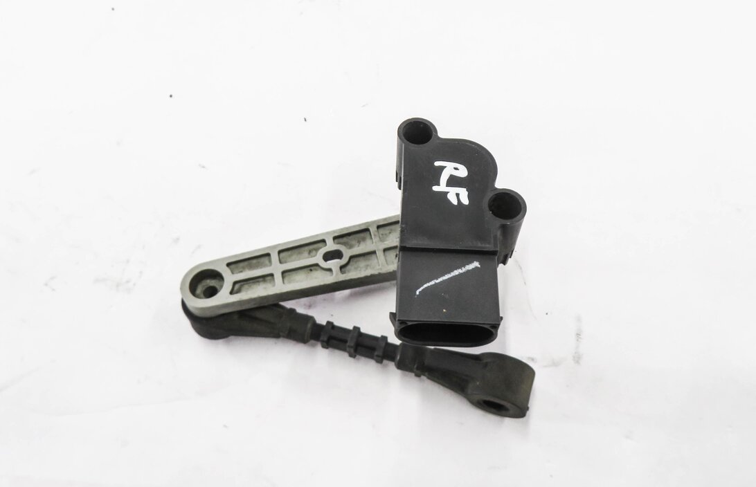 Thumbnail 2: 11 RANGE ROVER SPORT (L320) PASSENGER RIGHT FRONT SUSPENSION HEIGHT LEVEL SENSOR