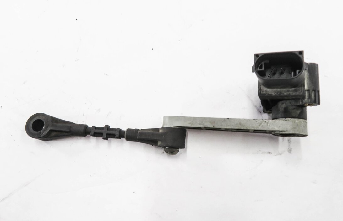 Thumbnail 3: 11 RANGE ROVER SPORT (L320) PASSENGER RIGHT FRONT SUSPENSION HEIGHT LEVEL SENSOR