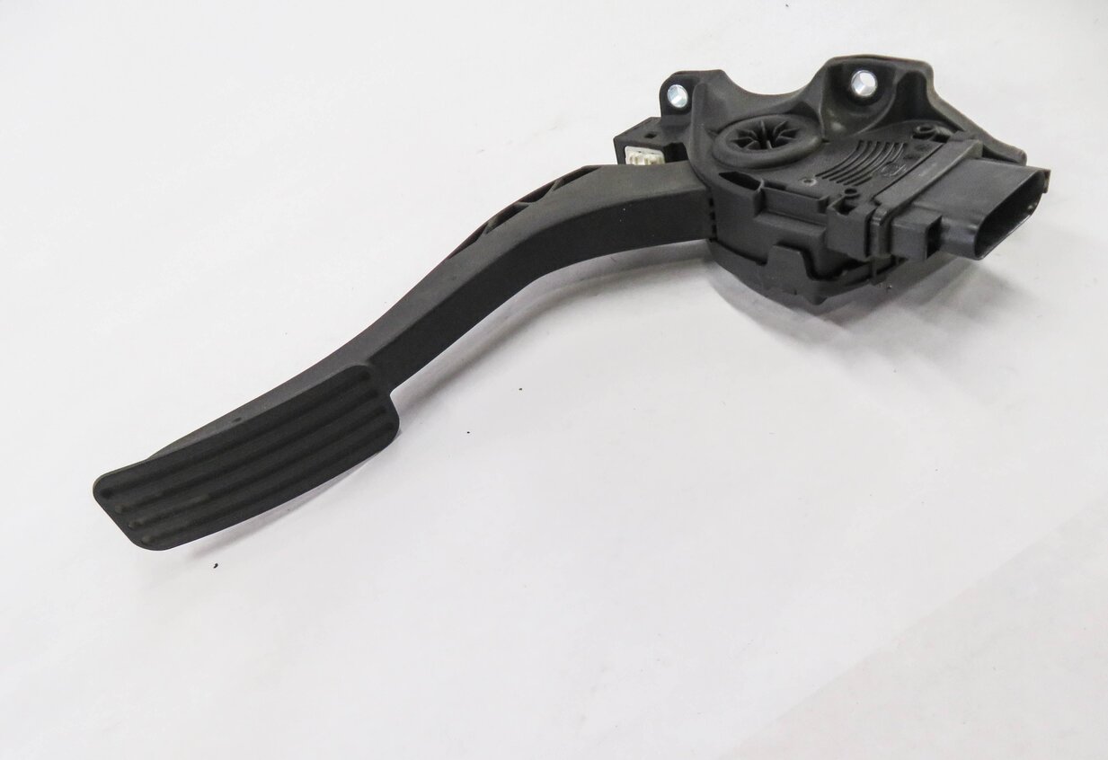 Thumbnail 1: 2011 RANGE ROVER SPORT (L320) GAS PEDAL FUEL THROTTLE ACCELERATOR FOOT PEDAL