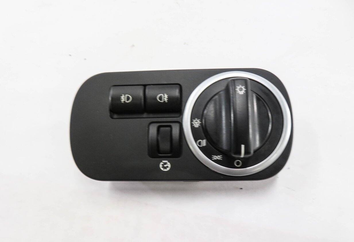 Thumbnail 3: 2010-2016 RANGE ROVER SPORT (L320) LR4 - HEADLIGHT SWITCH
