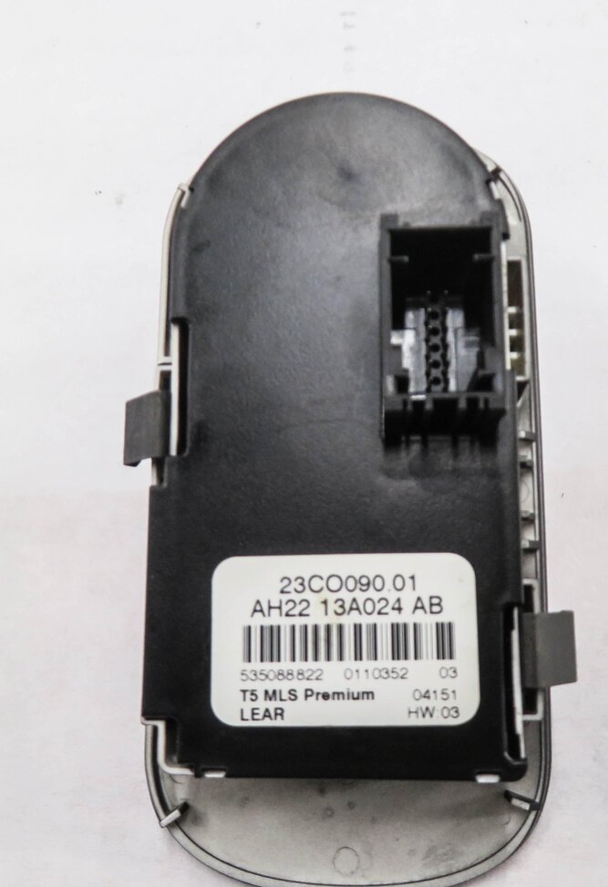 Thumbnail 4: 2010-2016 RANGE ROVER SPORT (L320) LR4 - HEADLIGHT SWITCH