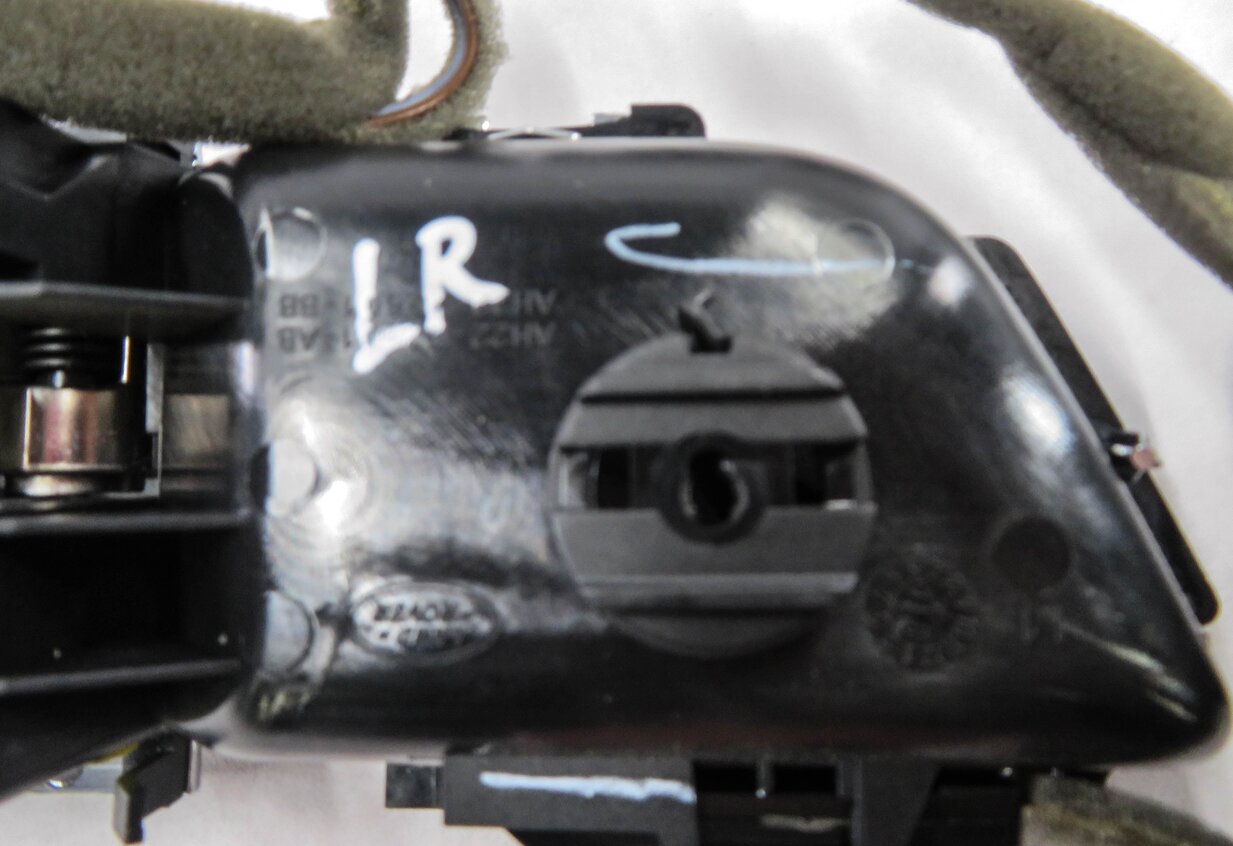 Thumbnail 7: 10-16 RANGE ROVER SPORT (L320) LR4 FRONT & REAR INTERIOR DOOR HANDLE SET CHROME