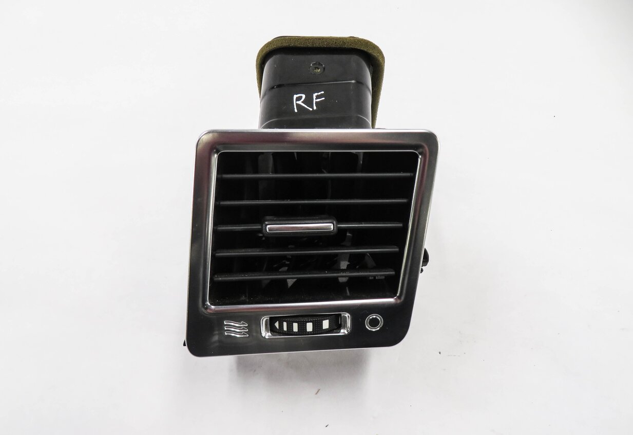 Thumbnail 2: 2011 RANGE ROVER SPORT (L320) RIGHT FRONT (OUTER DASH) HEATER A/C AIR VENT