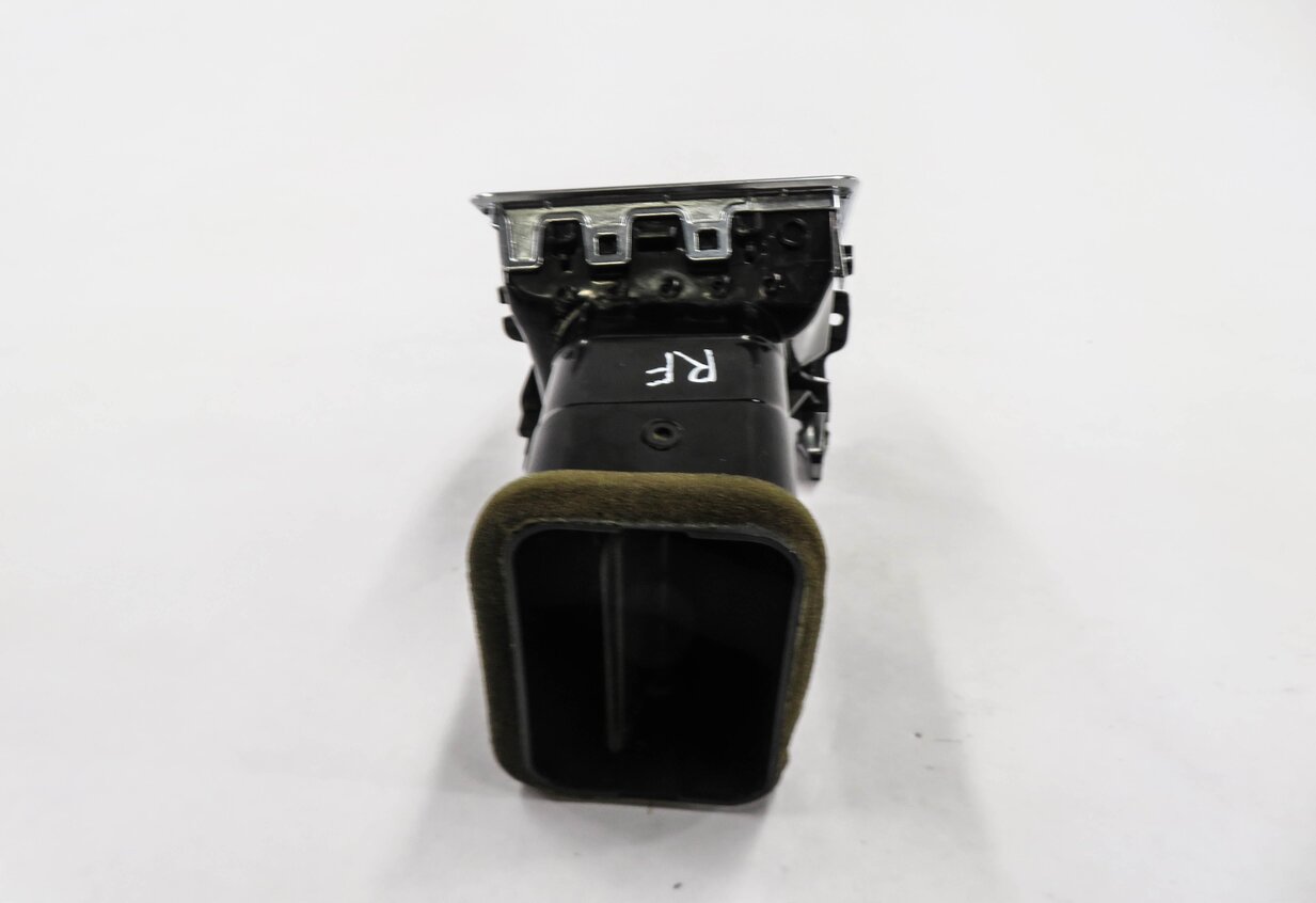 Thumbnail 3: 2011 RANGE ROVER SPORT (L320) RIGHT FRONT (OUTER DASH) HEATER A/C AIR VENT