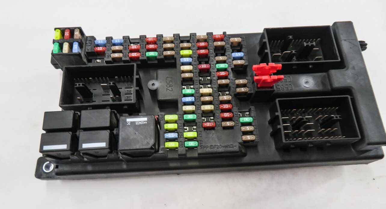 Thumbnail 12: 2011 RANGE ROVER SPORT (L320) 5.0L AJ133 ENGINE ECM IMMOBILIZER MODULE KEY SET