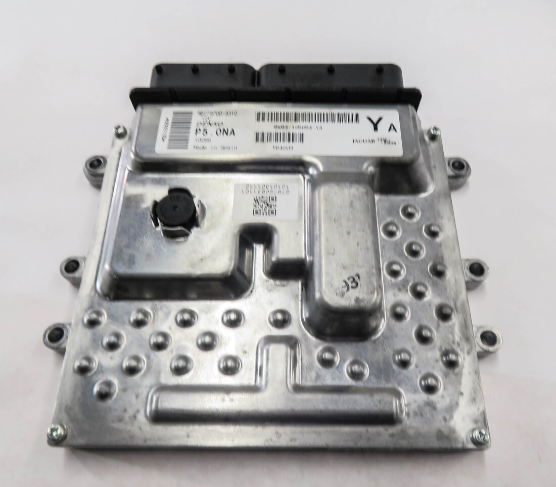 Thumbnail 5: 2011 RANGE ROVER SPORT (L320) 5.0L AJ133 ENGINE ECM IMMOBILIZER MODULE KEY SET