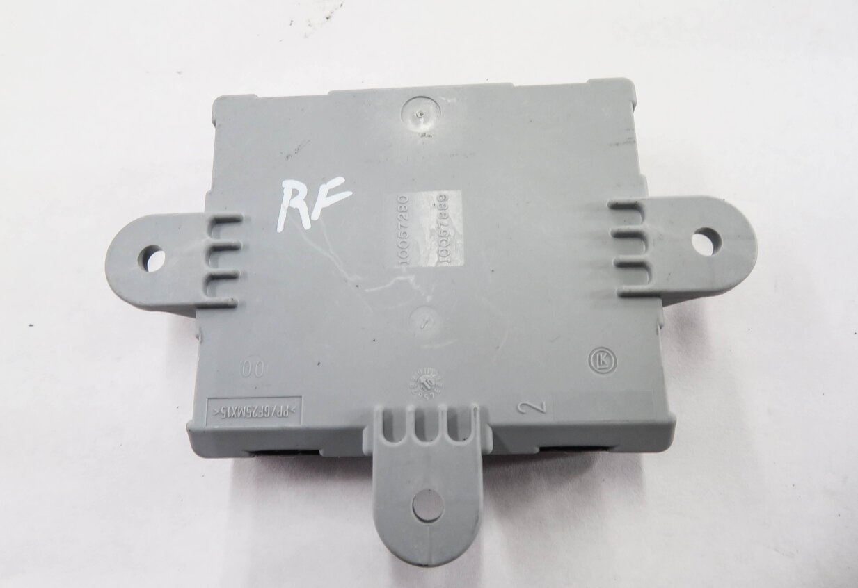 Thumbnail 3: 2010-2013 RANGE ROVER SPORT (L320) RIGHT FRONT PASSENGER DOOR CONTROL MODULE3