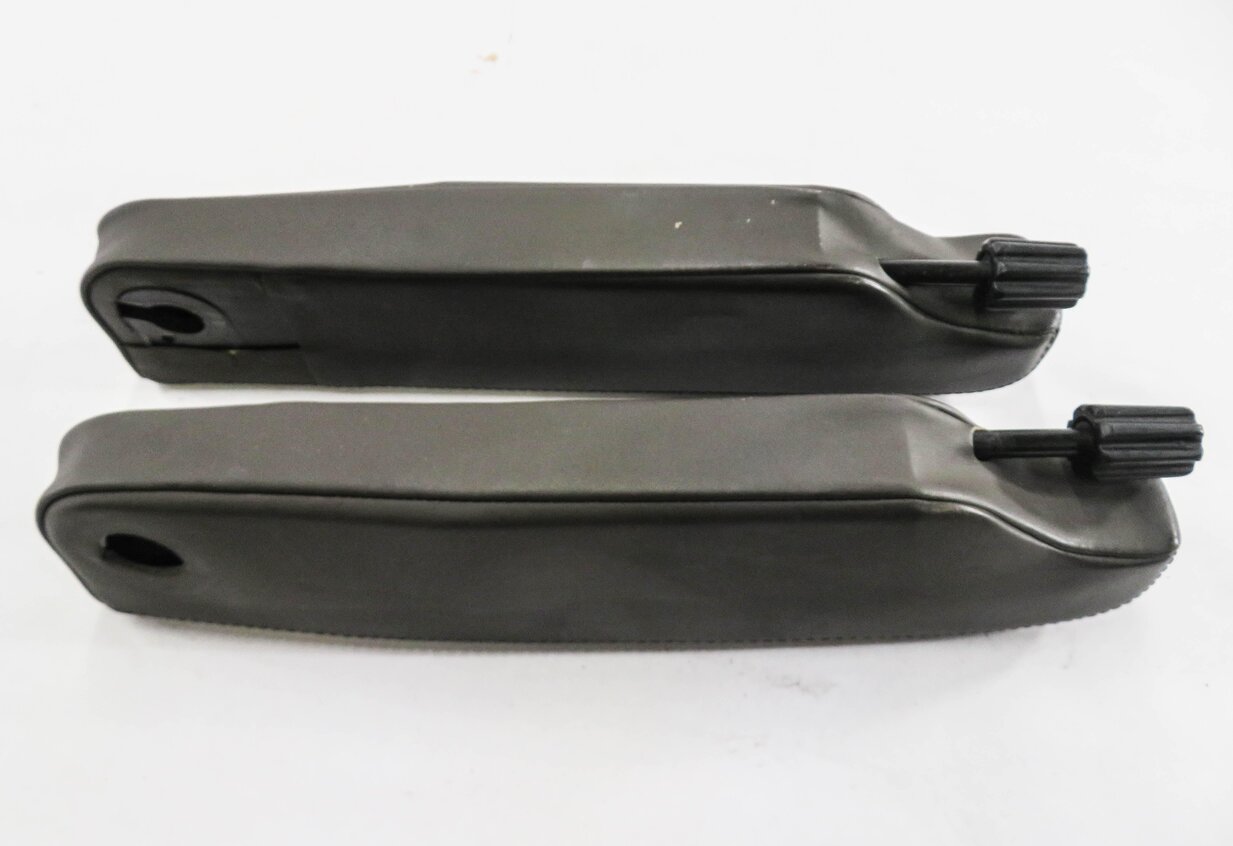 Thumbnail 3: 2011 RANGE ROVER SPORT (L320) FRONT SEAT ARM REST SET (BLACK LEATHER)