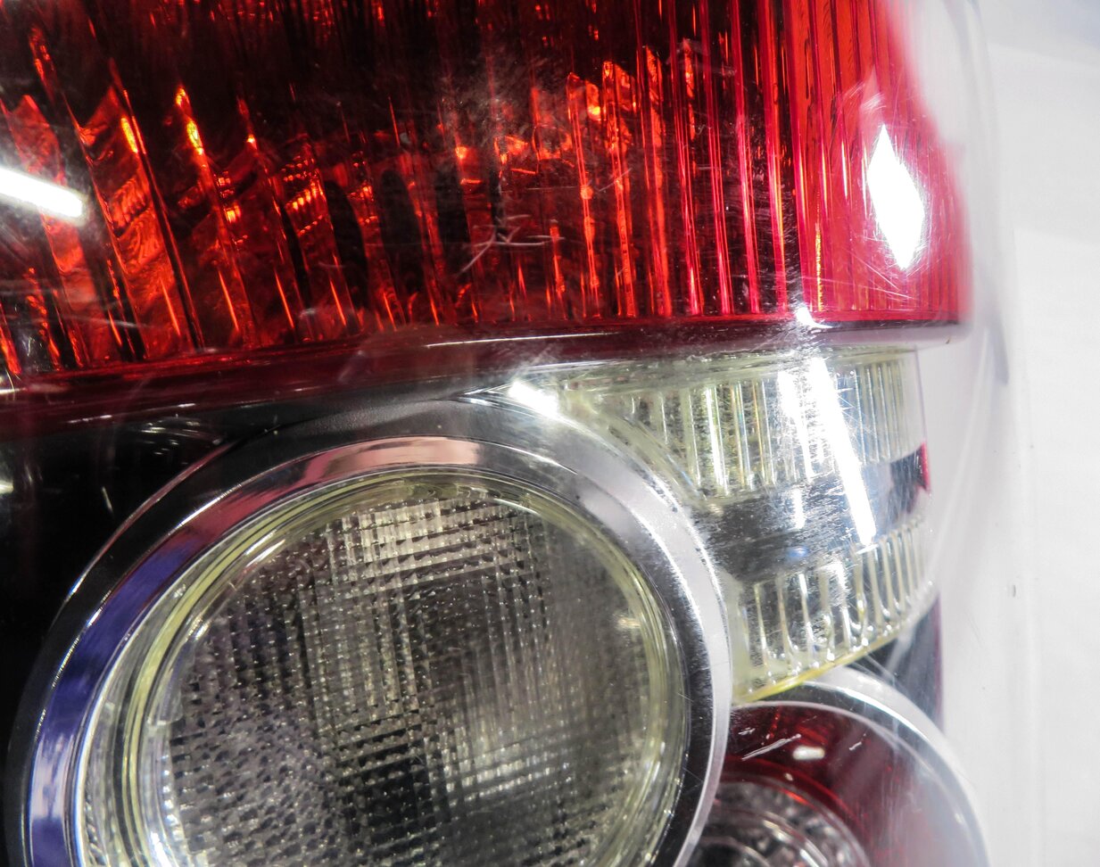 Thumbnail 6: 2010-2011 RANGE ROVER SPORT (L320) LEFT DRIVER TAILLIGHT BRAKE LIGHT LAMP