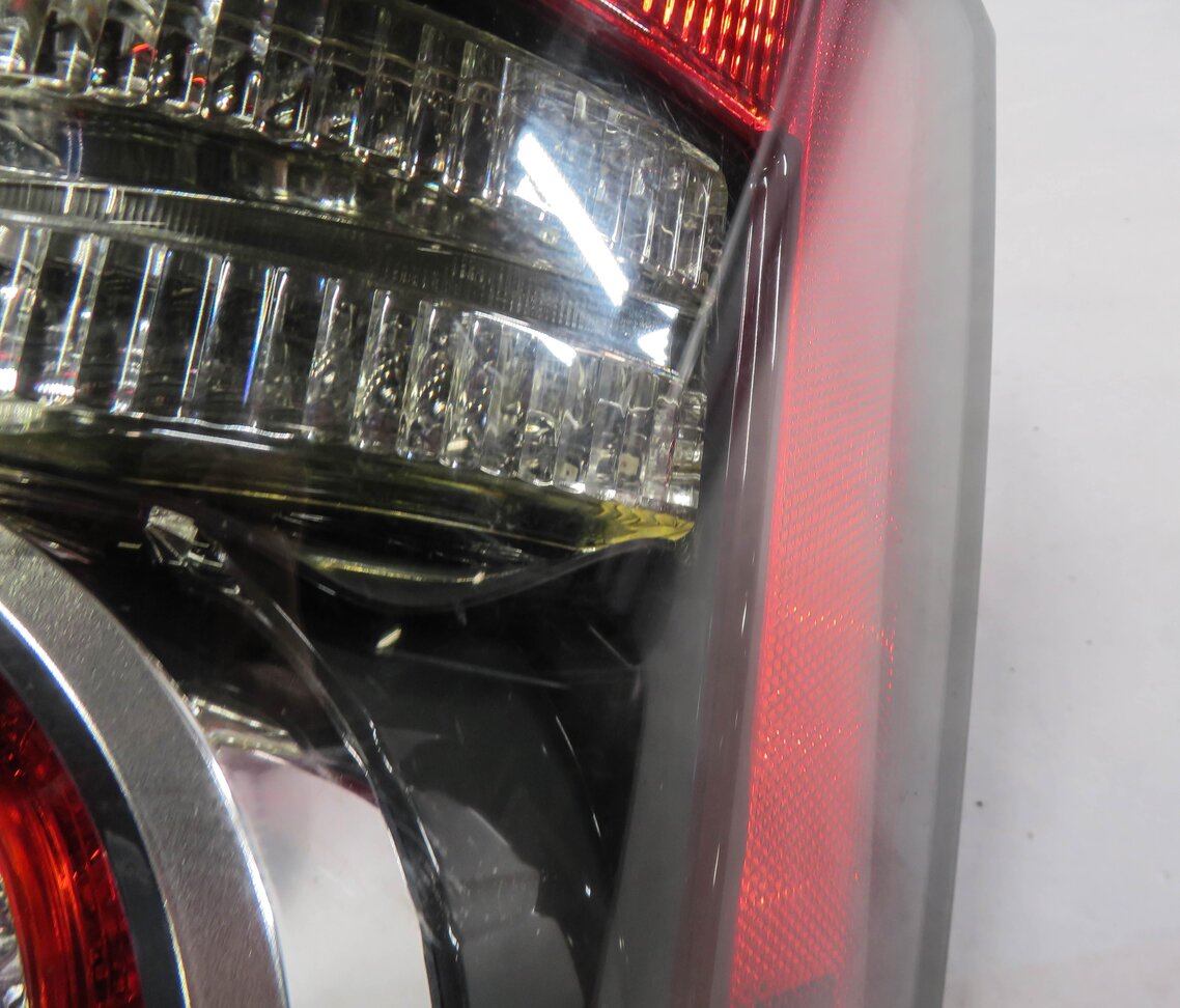 Thumbnail 7: 2010-2011 RANGE ROVER SPORT (L320) LEFT DRIVER TAILLIGHT BRAKE LIGHT LAMP