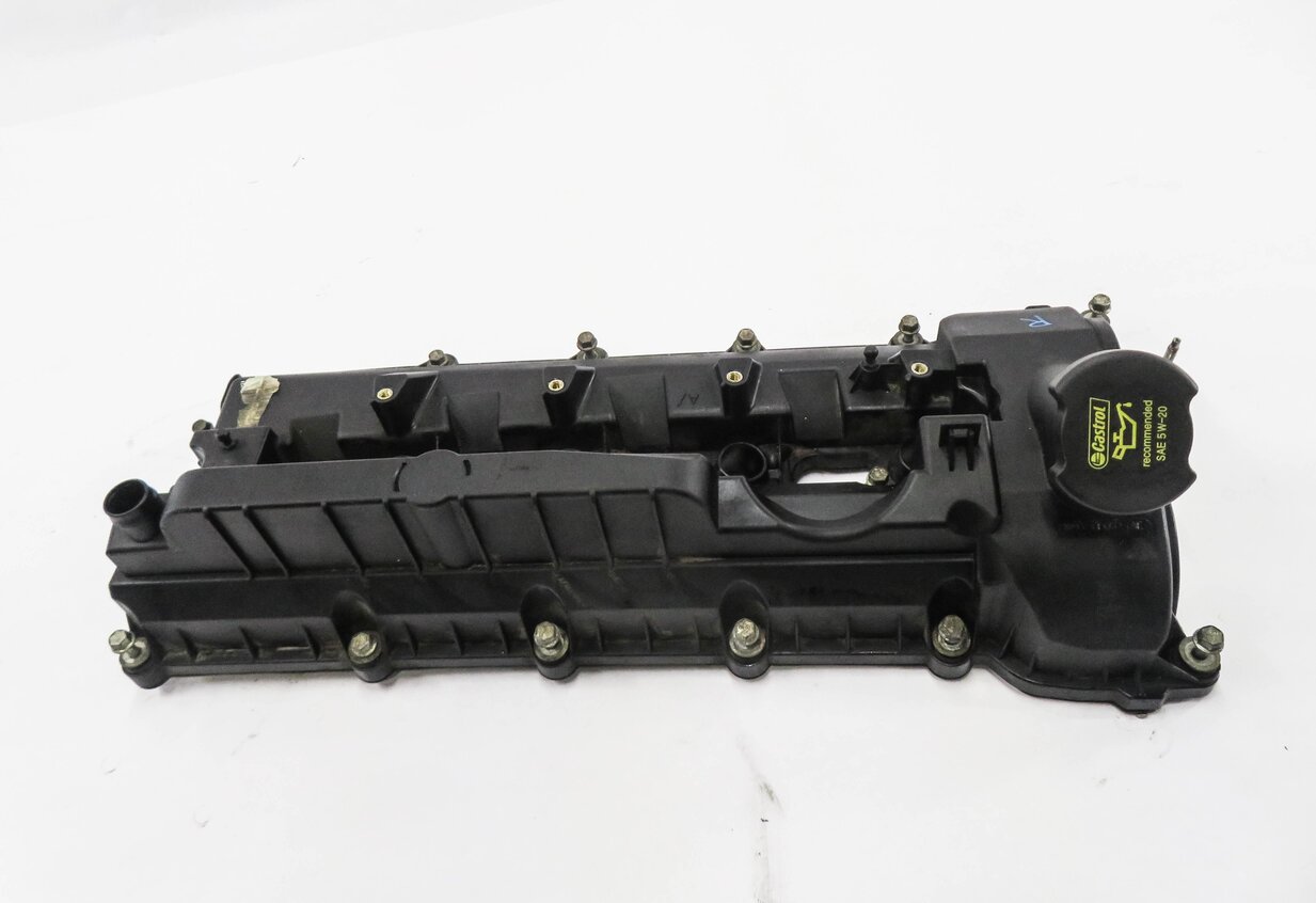 Thumbnail 2: 2010-2018 RANGE ROVER / SPORT (L320 L322 L494 L405) 5.0L V8 RIGHT VALVE COVER