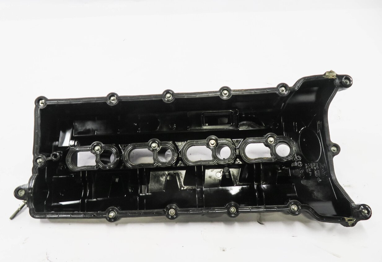 Thumbnail 4: 2010-2018 RANGE ROVER / SPORT (L320 L322 L494 L405) 5.0L V8 RIGHT VALVE COVER