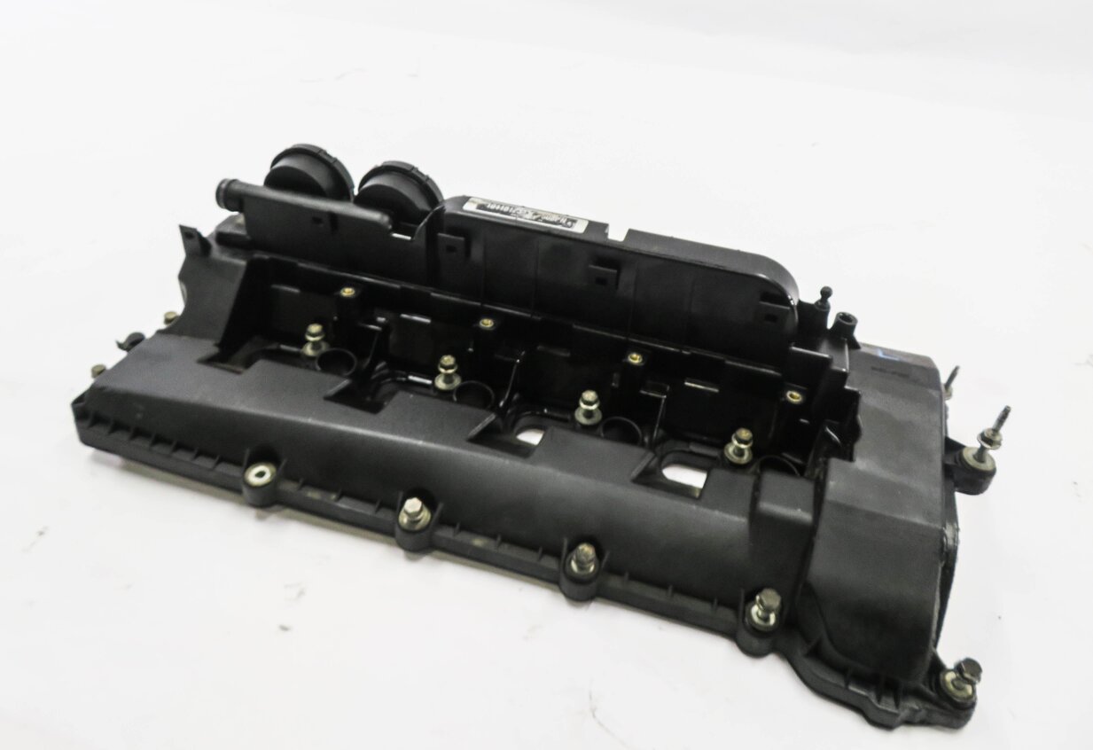 2010-2018 RANGE ROVER / SPORT (L320 L322 L494 L405) 5.0L V8 LEFT VALVE COVER