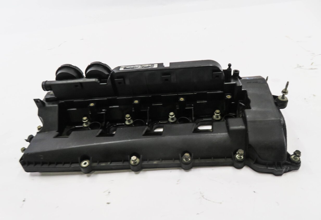 Thumbnail 2: 2010-2018 RANGE ROVER / SPORT (L320 L322 L494 L405) 5.0L V8 LEFT VALVE COVER