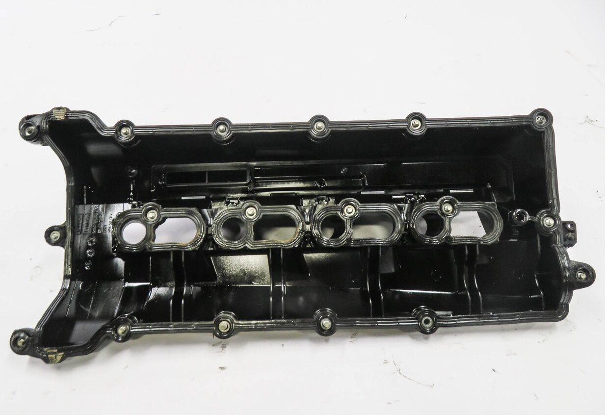 Thumbnail 4: 2010-2018 RANGE ROVER / SPORT (L320 L322 L494 L405) 5.0L V8 LEFT VALVE COVER