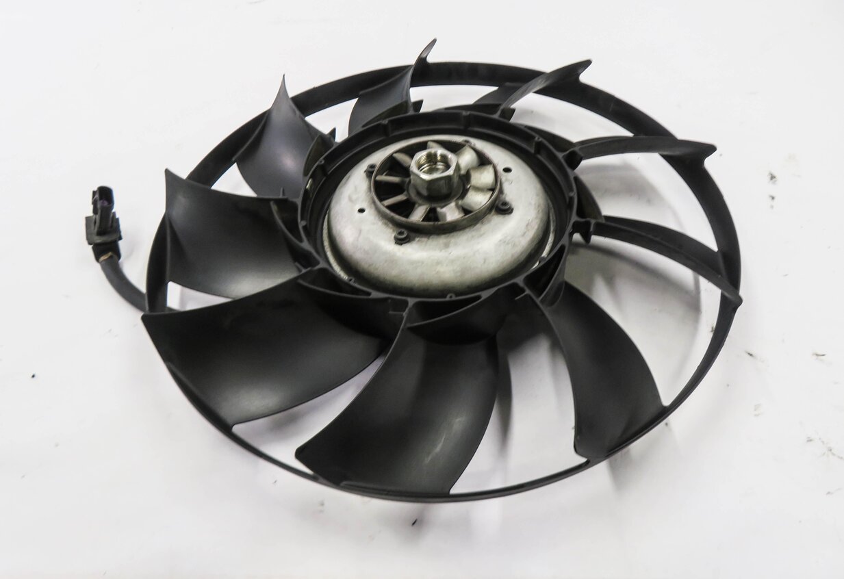 Thumbnail 2: 2010-2013 LR4 - RANGE ROVER SPORT (L320) 5.0L NON SC COOLING FAN BLADE w/ CLUTCH