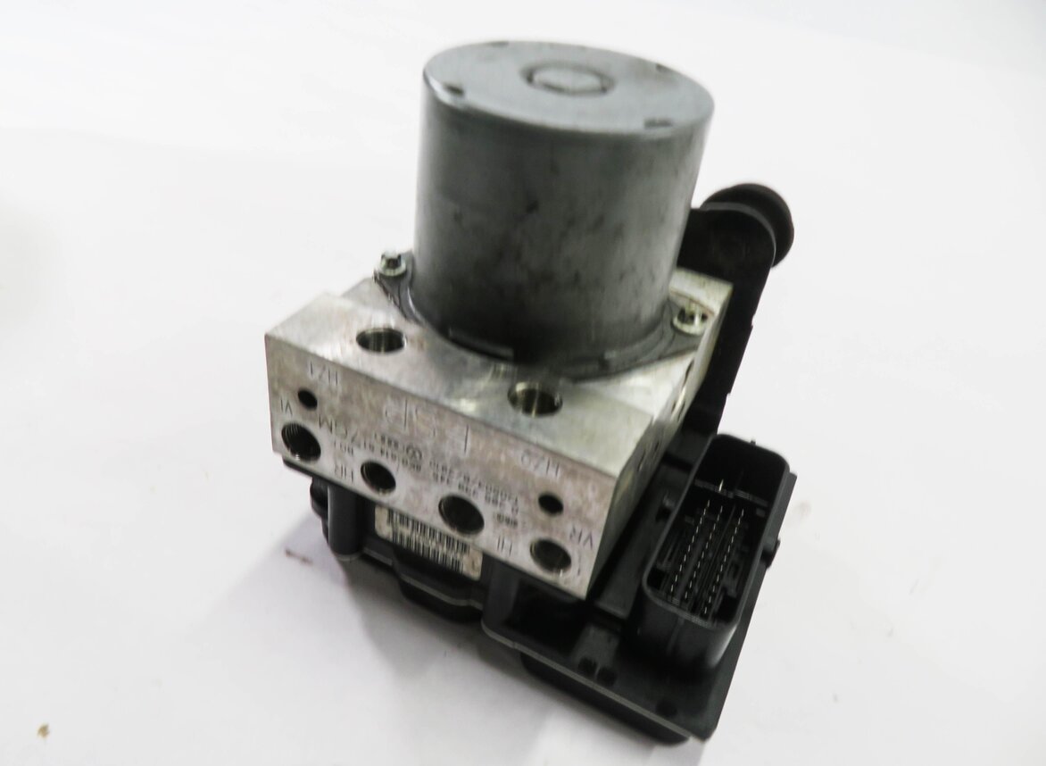 Thumbnail 2: 2013 AUDI A4 S4 A5 S5 (B8 8K 8T) QUATTRO AWD ABS ANTI LOCK BRAKE PUMP w/ MODULE