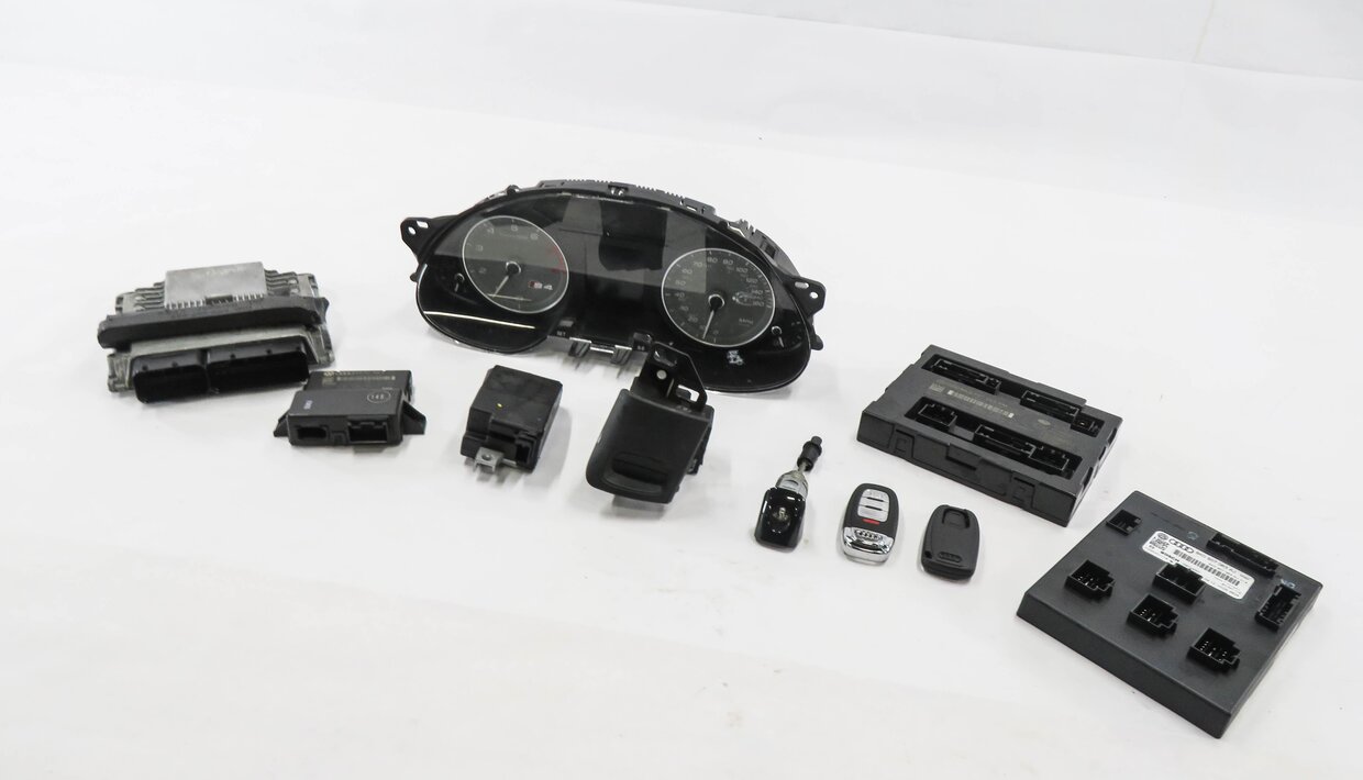 Thumbnail 3: 2013 AUDI S4 (B8 8K) 3.0L CGXC ENGINE ECM BCM IMMOBILIZER MODULE KEY SET