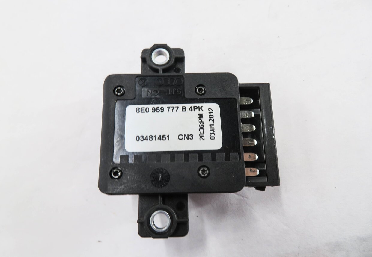 Thumbnail 7: 2013 AUDI S4 (B8 8K) LEFT FRONT DRIVER SEAT ADJUSTMENT SWITCH