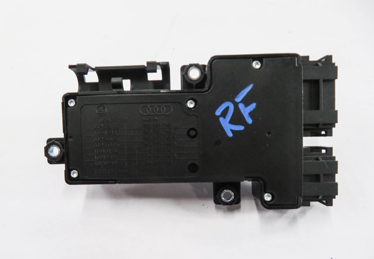 Thumbnail 4: 2013 AUDI S4 (B8 8K) RIGHT FRONT PASSENGER SEAT ADJUSTMENT SWITCH