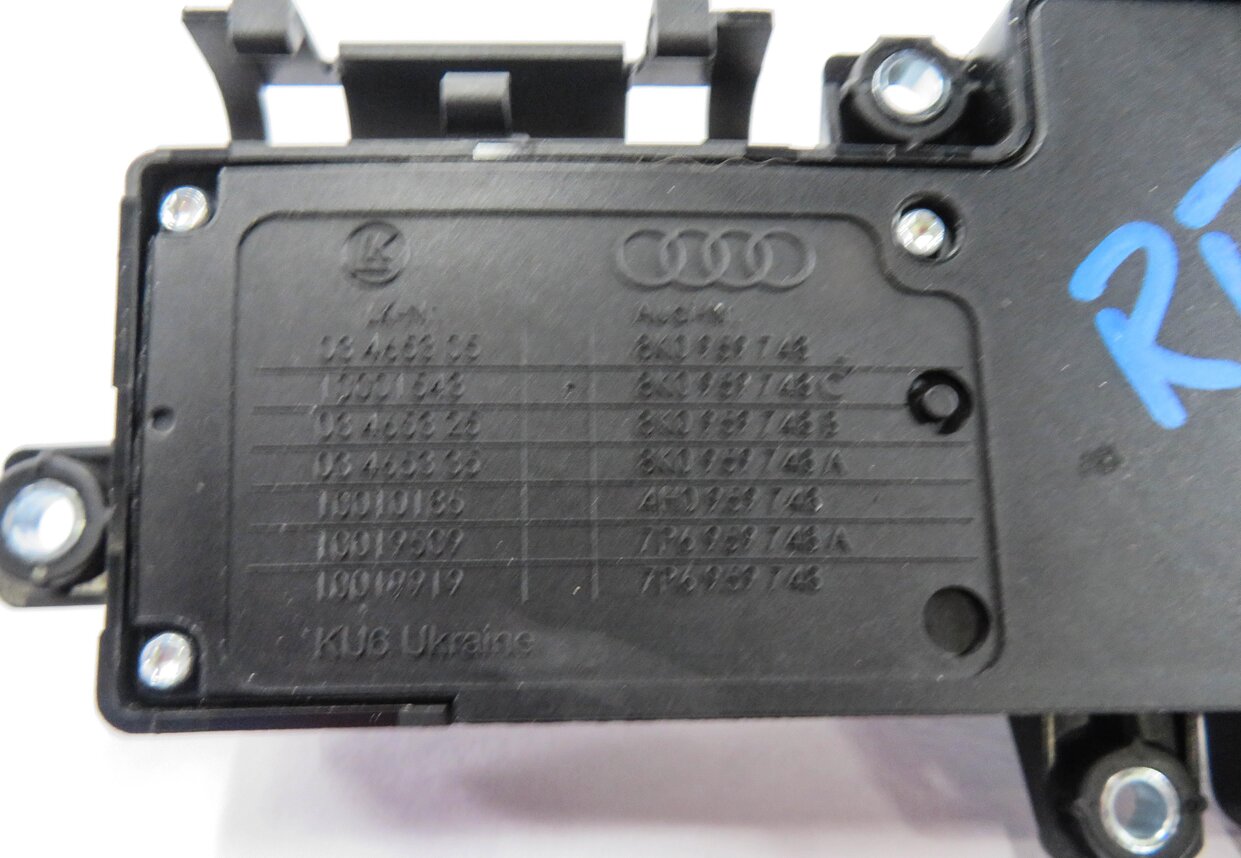 Thumbnail 5: 2013 AUDI S4 (B8 8K) RIGHT FRONT PASSENGER SEAT ADJUSTMENT SWITCH