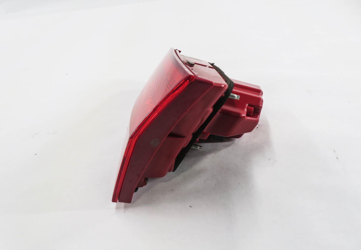 Thumbnail 3: 13-16 AUDI A4 S4 (B8 8K) RIGHT PASSENGER INNER TRUNK LED TAILLIGHT LIGHT LAMP