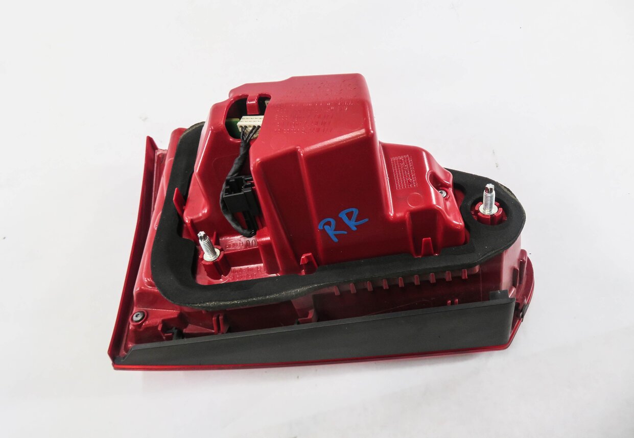 Thumbnail 4: 13-16 AUDI A4 S4 (B8 8K) RIGHT PASSENGER INNER TRUNK LED TAILLIGHT LIGHT LAMP