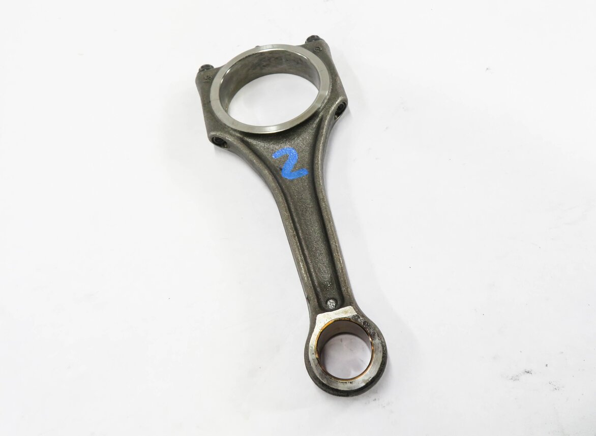 09-17 A6 A7 A8 Q5 Q7 S4 S5 Q5 (B8 8T 8K 8R 4L) 3.0L CGXC ENGINE CONNECTING ROD