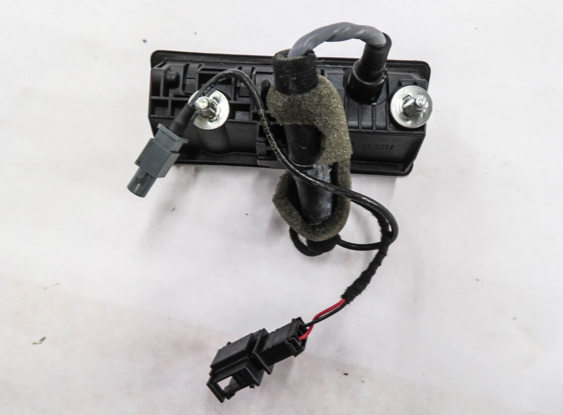 Thumbnail 4: 08-17 AUDI A4 S4 A5 S5 A7 S7 Q3 Q5 - REAR TRUNK RELEASE HANDLE w/ BACKUP CAMERA