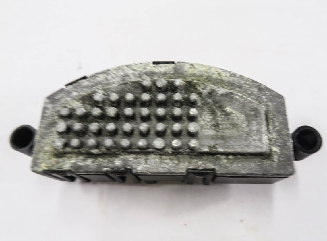 Thumbnail 2: 2013 AUDI Q5 (B8 8R) FRONT HEATER A/C BLOWER FAN MOTOR SPEED RESISTOR