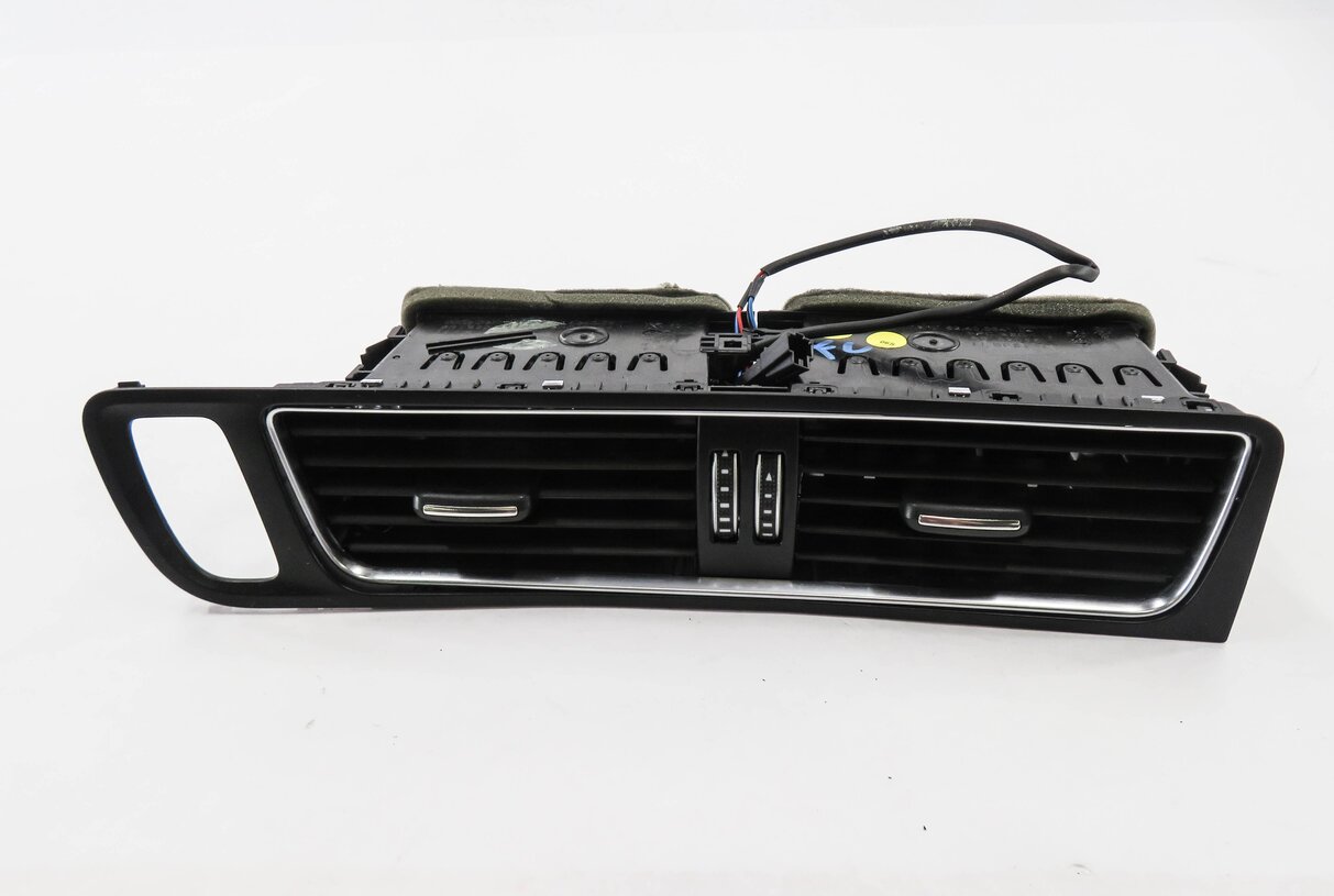 Thumbnail 2: 2013 AUDI Q5 (B8 8R) FRONT CENTER DASH HEATER A/C AIR VENT