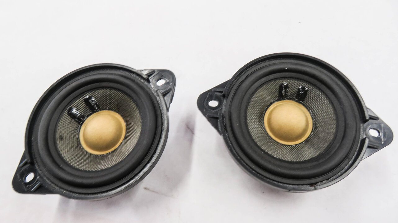Thumbnail 4: 2013 AUDI Q5 (B8 8R) STEREO BANG & OLUSEN SUB SUBWOOFER TWEETER SPEAKER SET