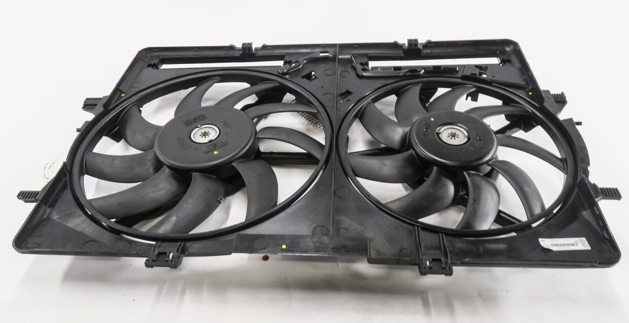 Thumbnail 2: 2009-2017 AUDI A4 A5 Q5 S4 (B8 8T 8R) 2.0L / 3.0L / 3.2L - RADIATOR COOLING FAN